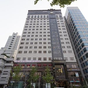 Yeoksam Artnouveau City Hotel And Residence